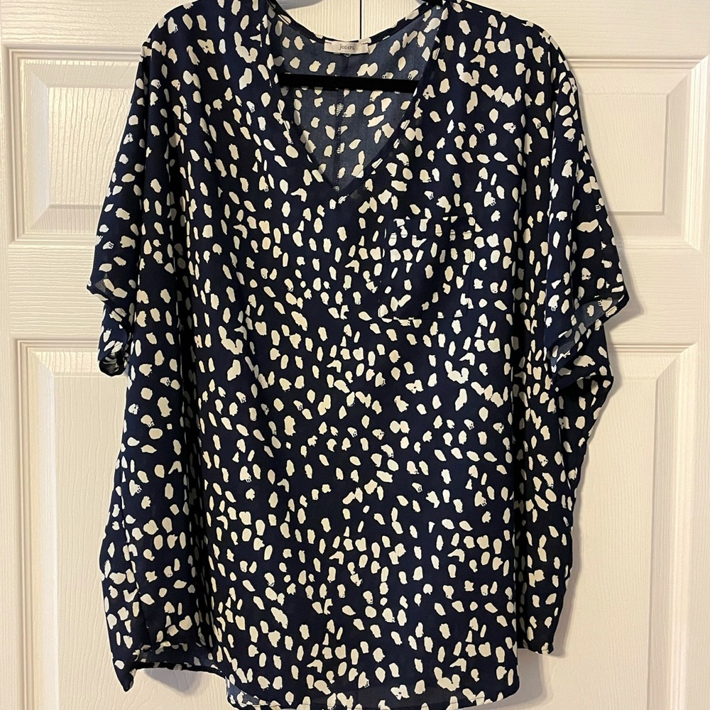 Navy Flowy Top